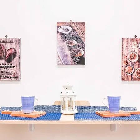 Grande & Caratteristico Dietro La Cattedrale *