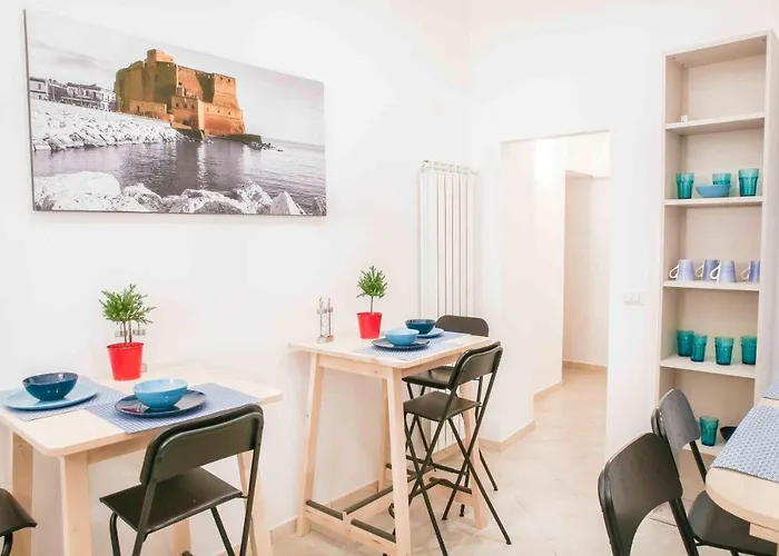 Grande & Caratteristico Dietro La Cattedrale